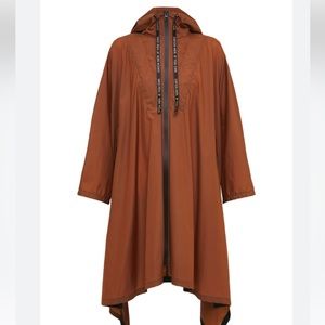 Dorothee Schumacher Bag It Out Cape